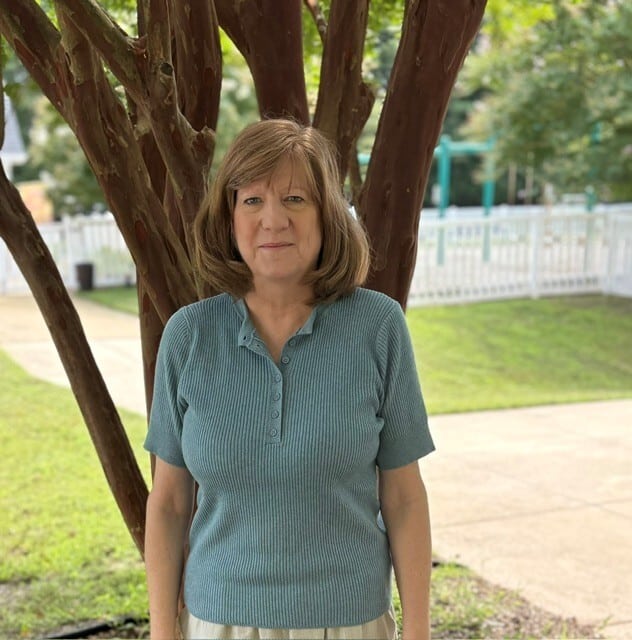 Lauren Zachary staff picture